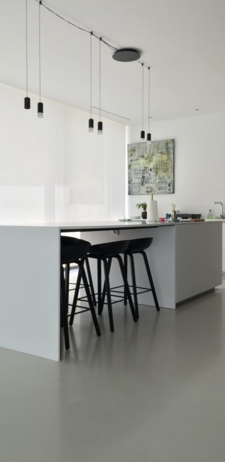 Micro-béton poli